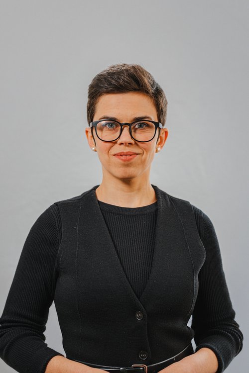 richterova2025
